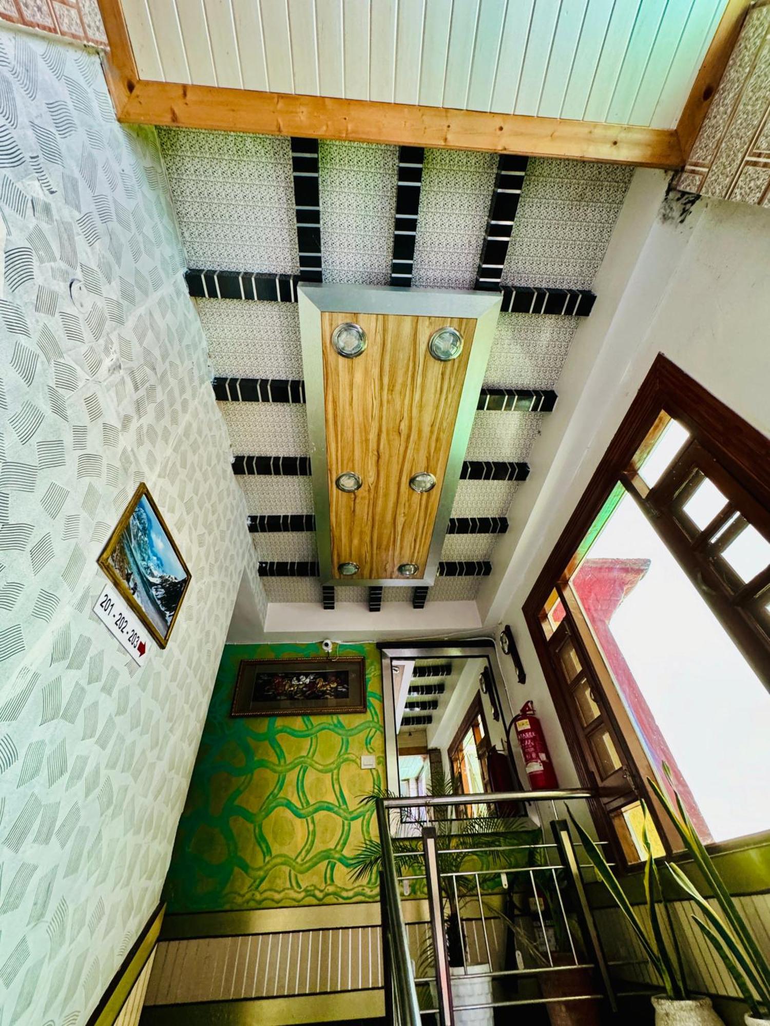 Hotel Apple Regency Σίμλα Εξωτερικό φωτογραφία