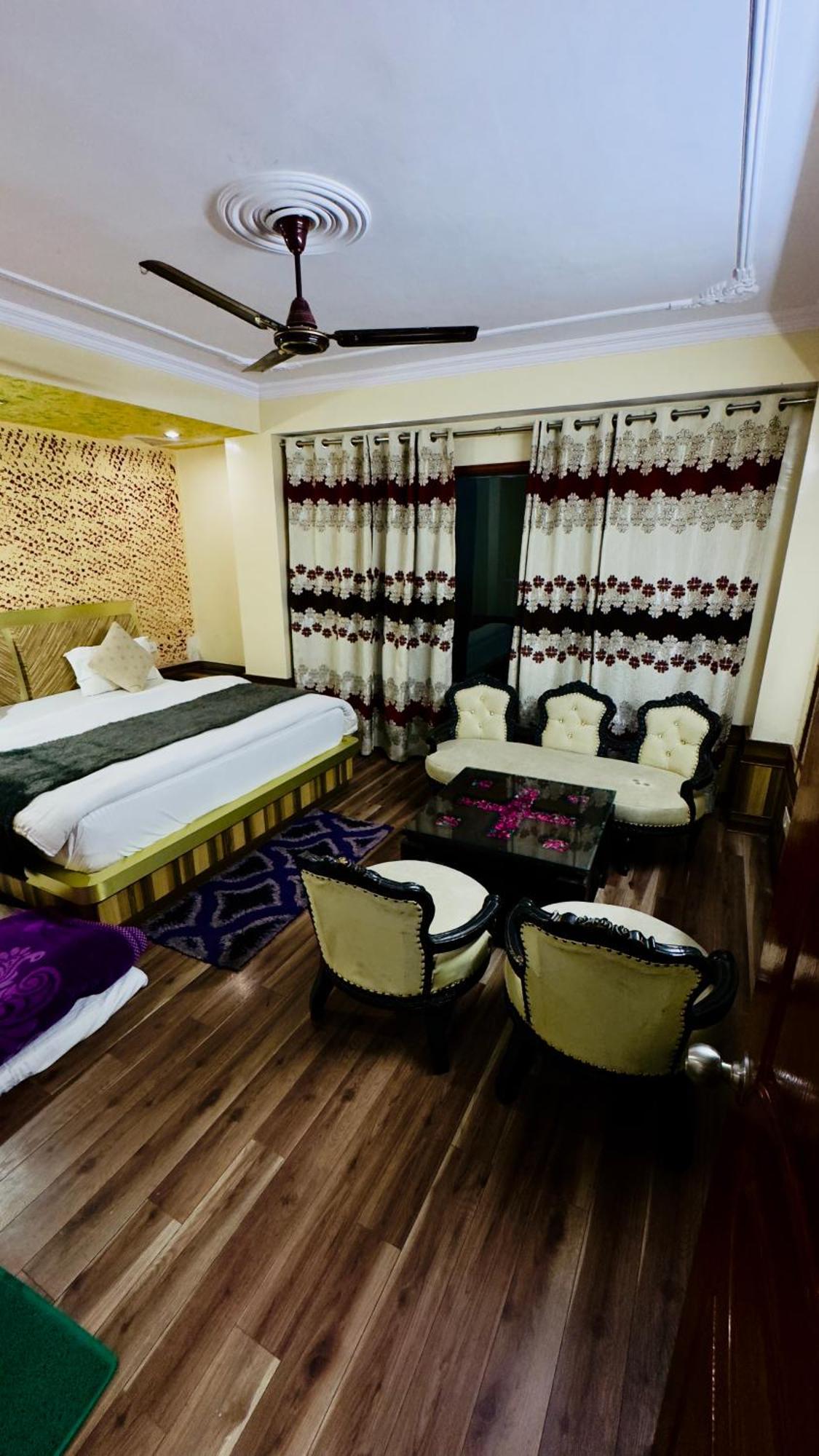 Hotel Apple Regency Σίμλα Εξωτερικό φωτογραφία